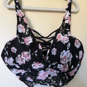 PINK Victoria's Secret Black and pink lace front bra.